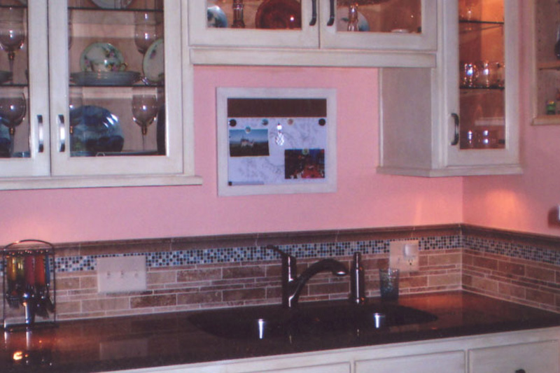 Custom tiled backsplash